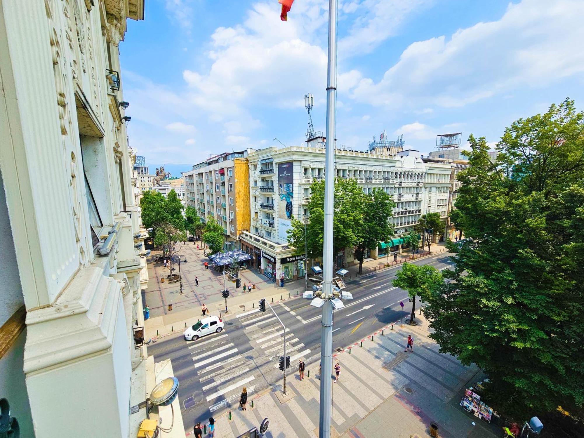 Fantazy Apartment Main Square Szkopje Kültér fotó